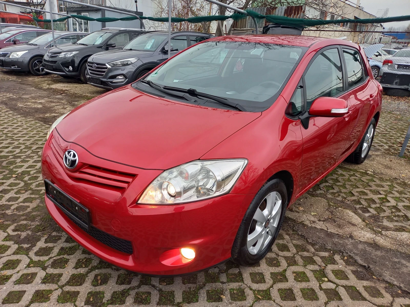 Toyota Auris  КАТО НОВА, FACELIFT, 163 Х.КМ, СЕРВ, КНИЖ, SOL , снимка 1