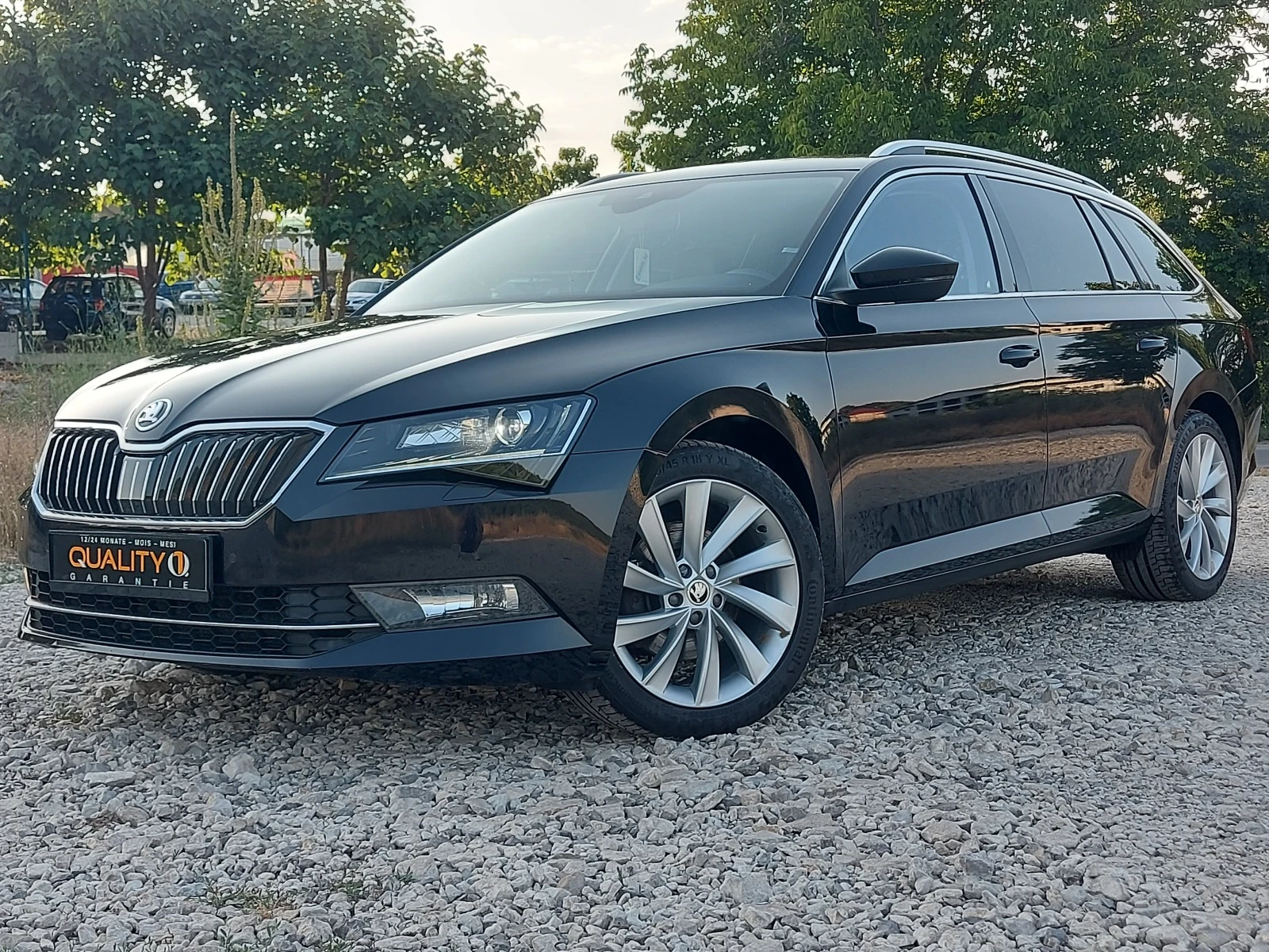 Skoda Superb 2.0TDI/190k.s/4X4/DISTR/АВТОМ/FULL/Швейц. - изображение 2