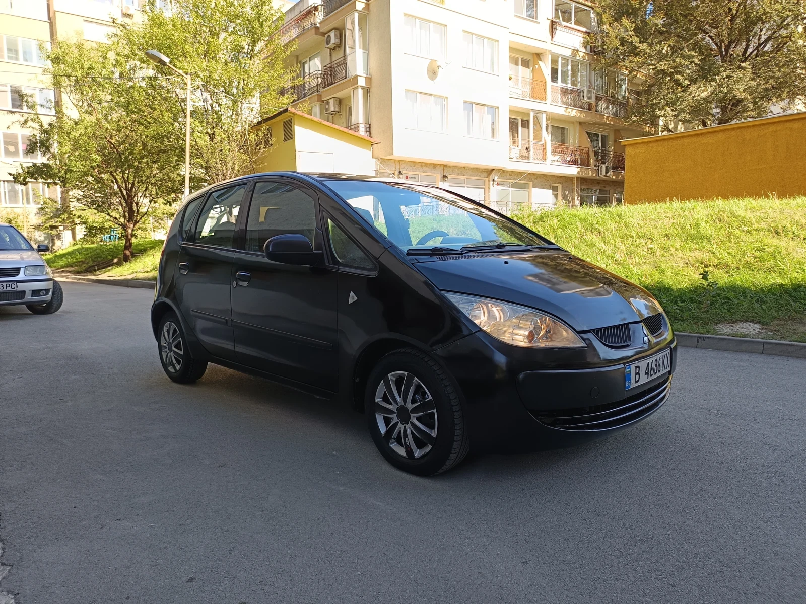 Mitsubishi Colt 1, 1 бензин 70 к.с - изображение 7