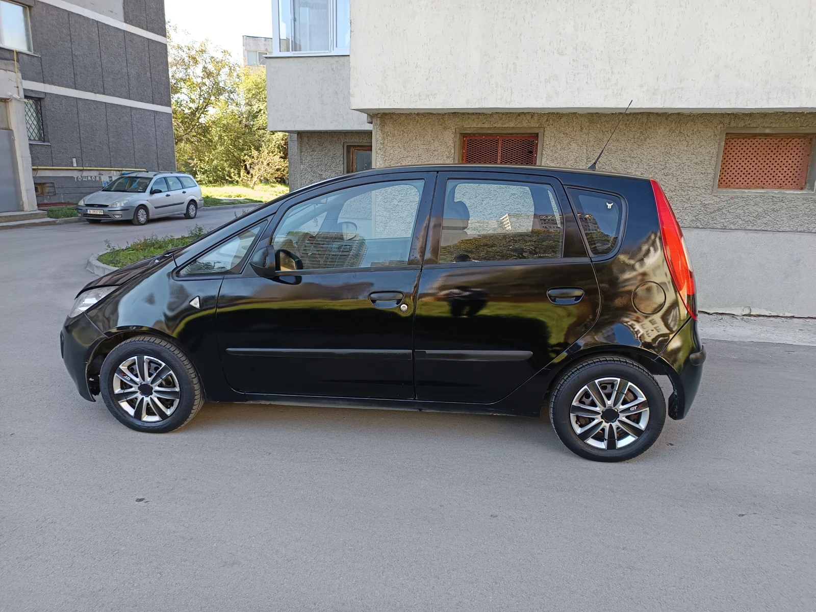 Mitsubishi Colt 1, 1 бензин 70 к.с - изображение 3