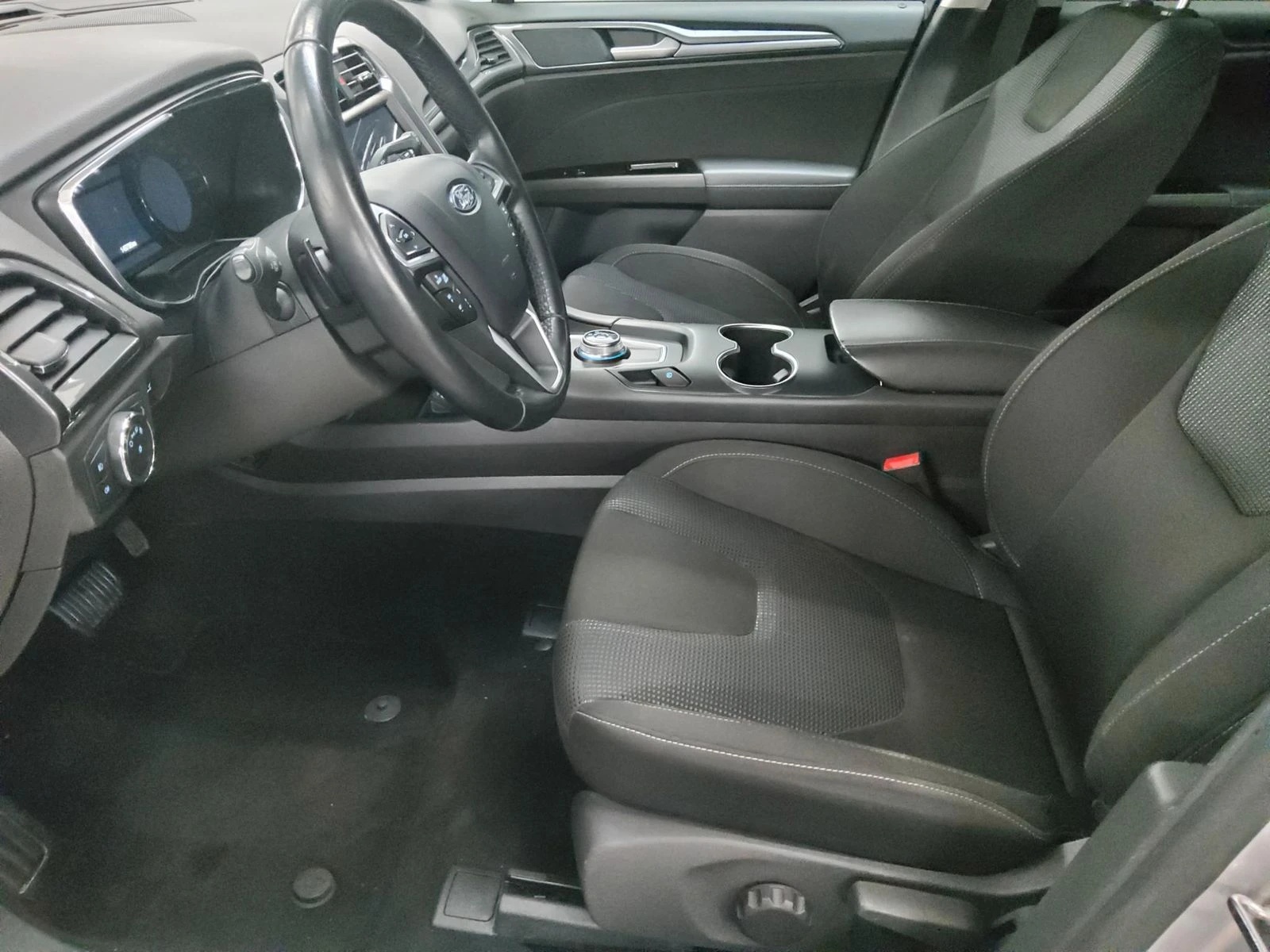 Ford Mondeo 2.0/TURNIER/150HP/TITANIUM/ECOBLUE/ACC/LED/192f - изображение 6
