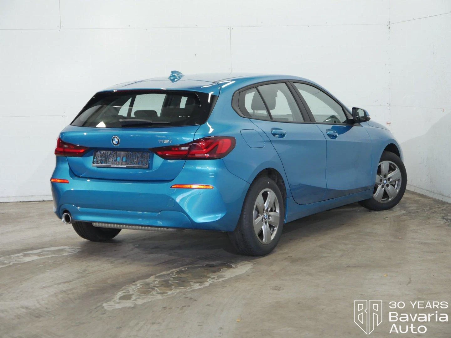 BMW 116  i Advantage - изображение 3