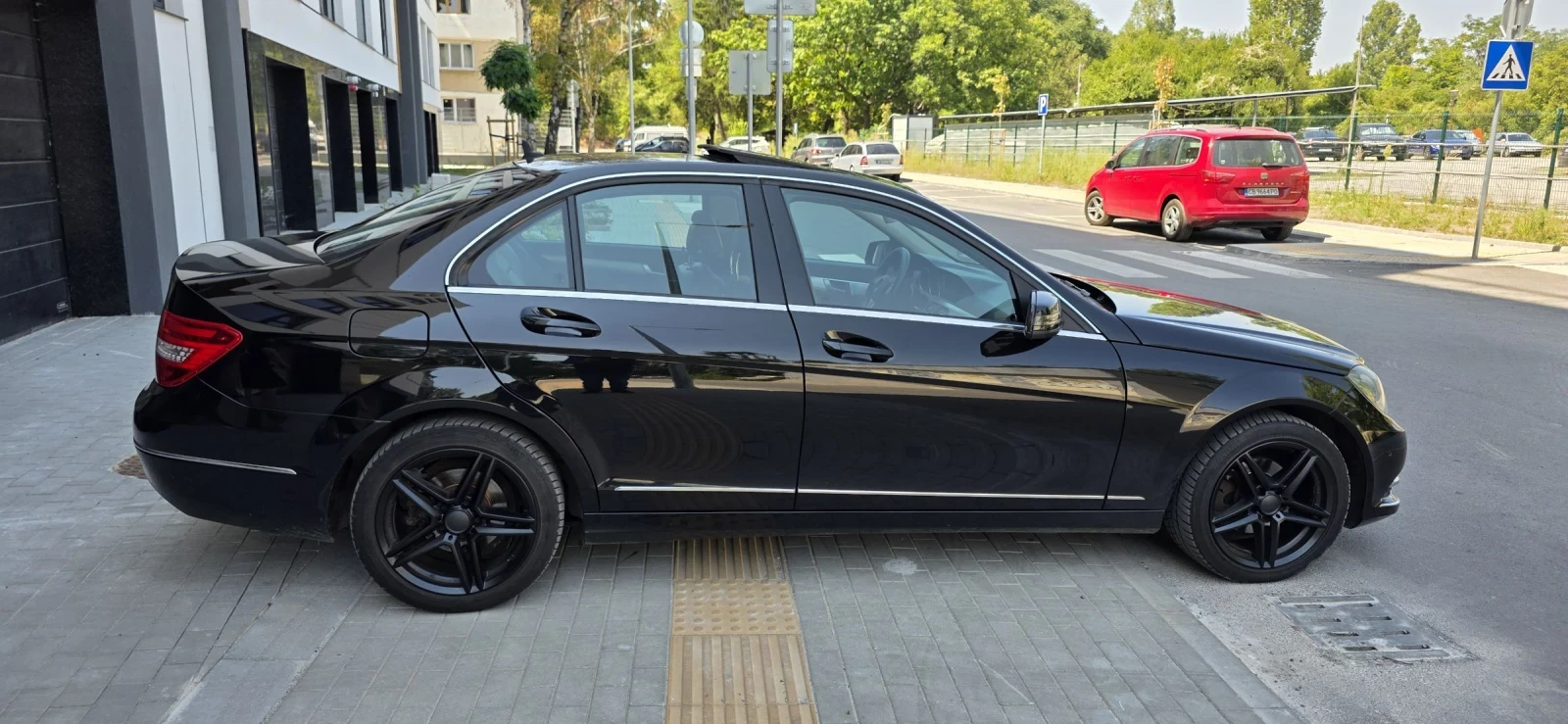 Mercedes-Benz C 180 Avantgarde Euro 6 - изображение 5