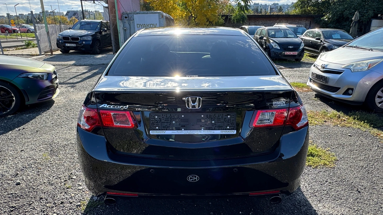 Honda Accord 2.4i 6ск., Navi, PDC, Камера, Темпомат, Кожа, Шибе - изображение 6