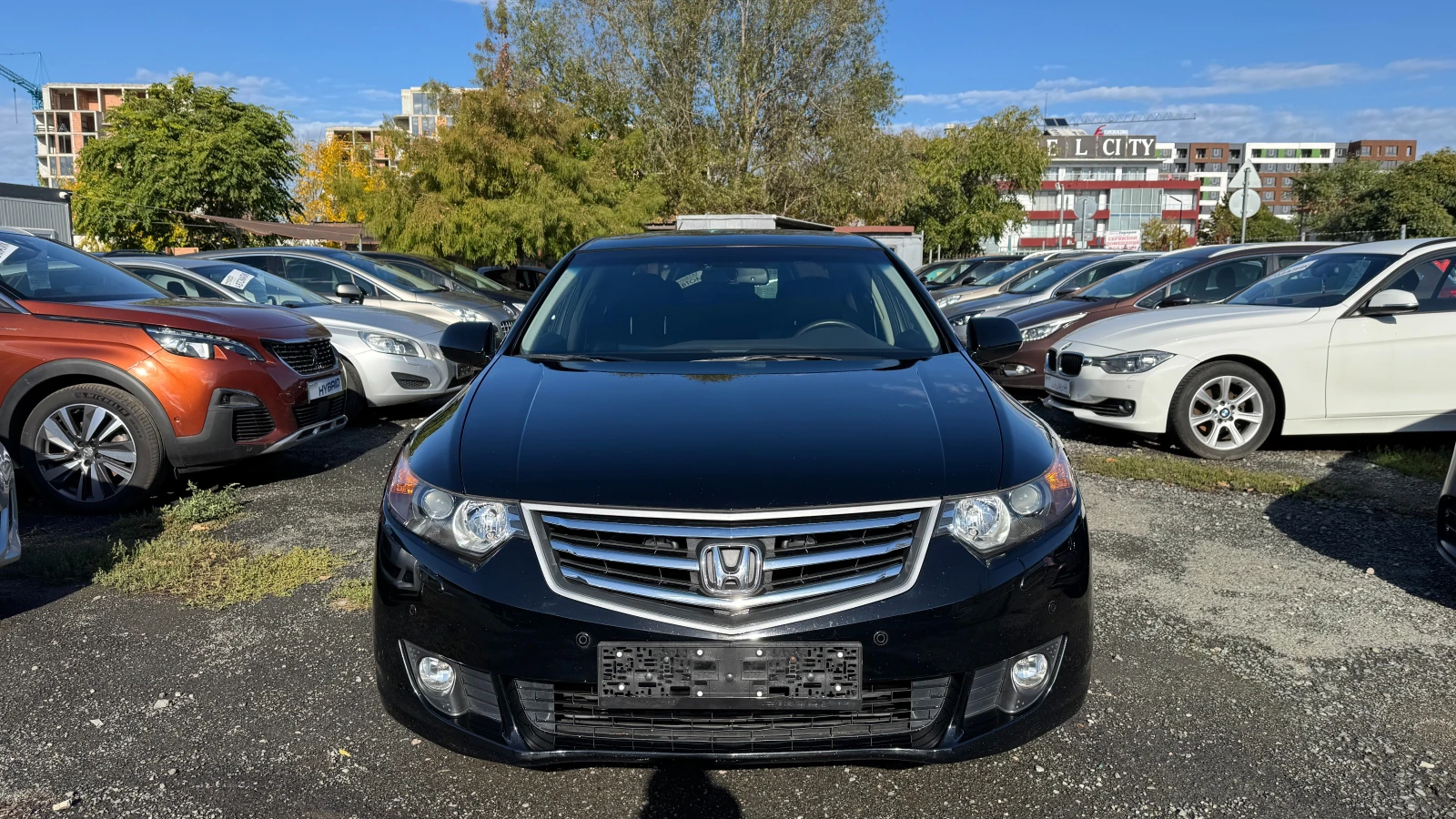 Honda Accord 2.4i 6ск., Navi, PDC, Камера, Темпомат, Кожа, Шибе - изображение 2