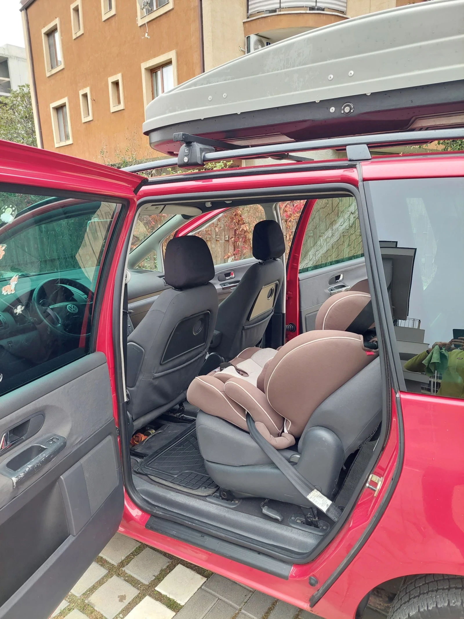 VW Sharan  - изображение 9