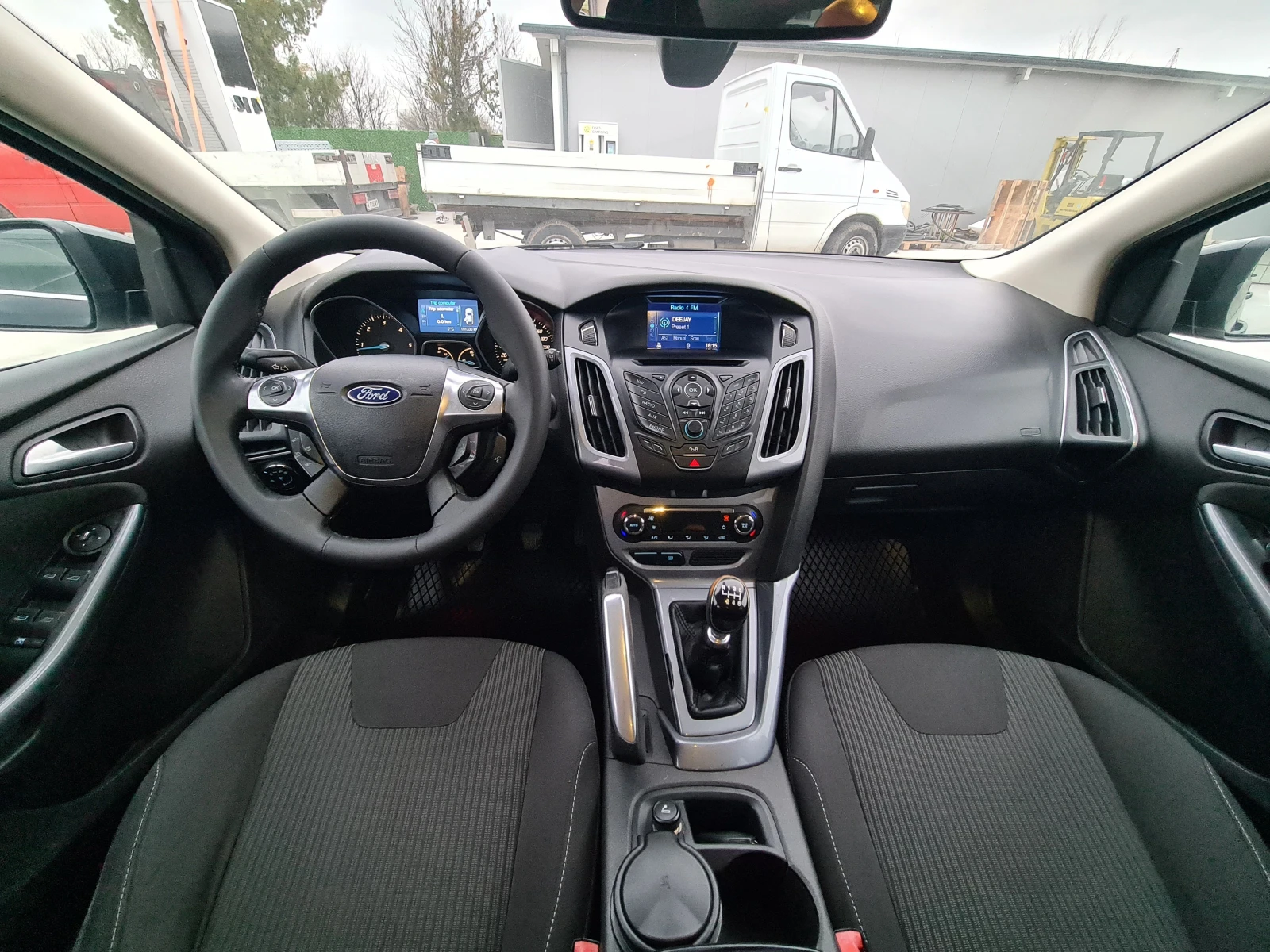 Ford Focus 1.6 TDCI 116 �.�. TITANIUM KEYLESS ���� 5 | Mobile.bg � ����������� 12