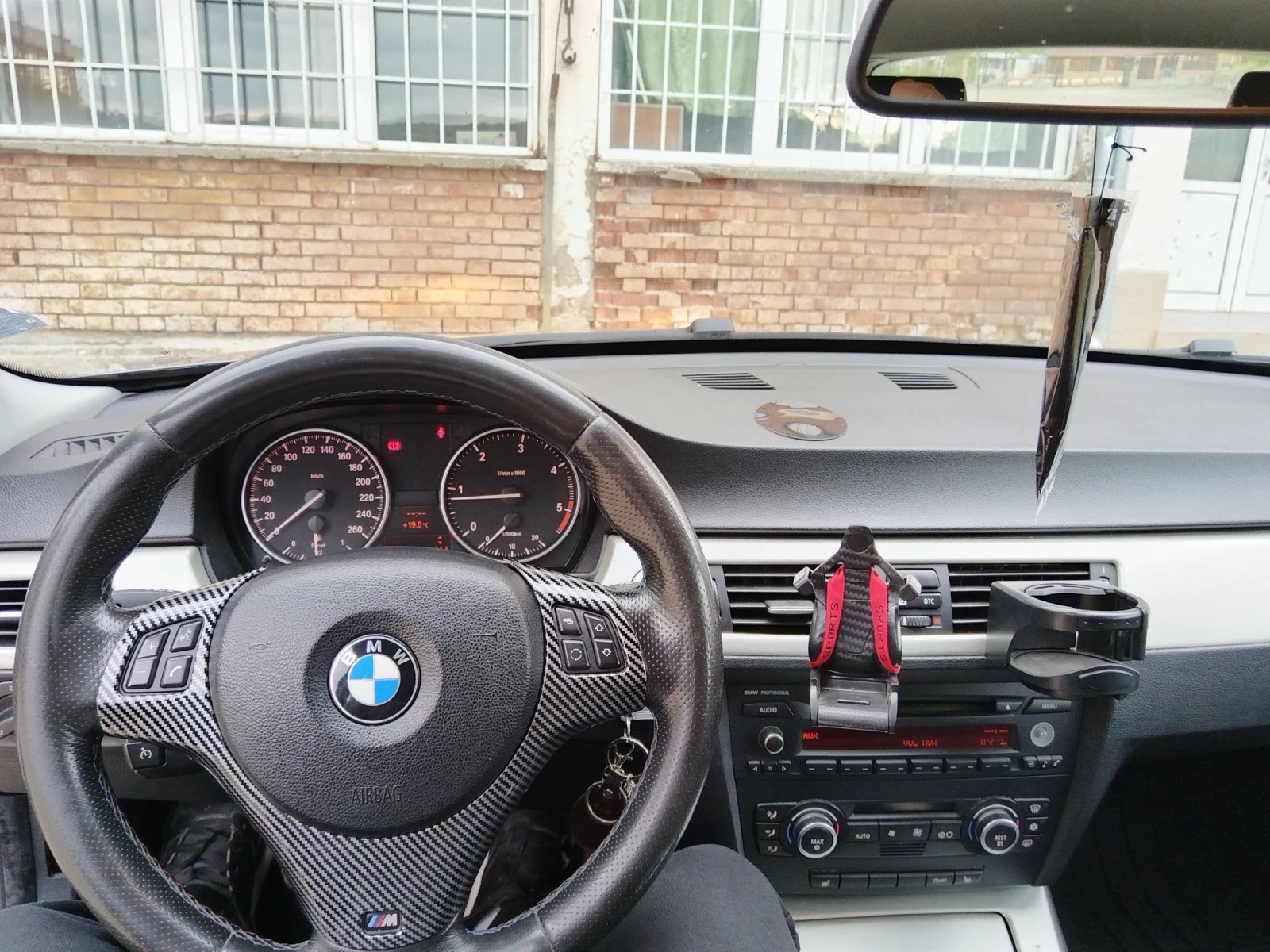 BMW 318 BMW 318 2.0D 143hp - изображение 5