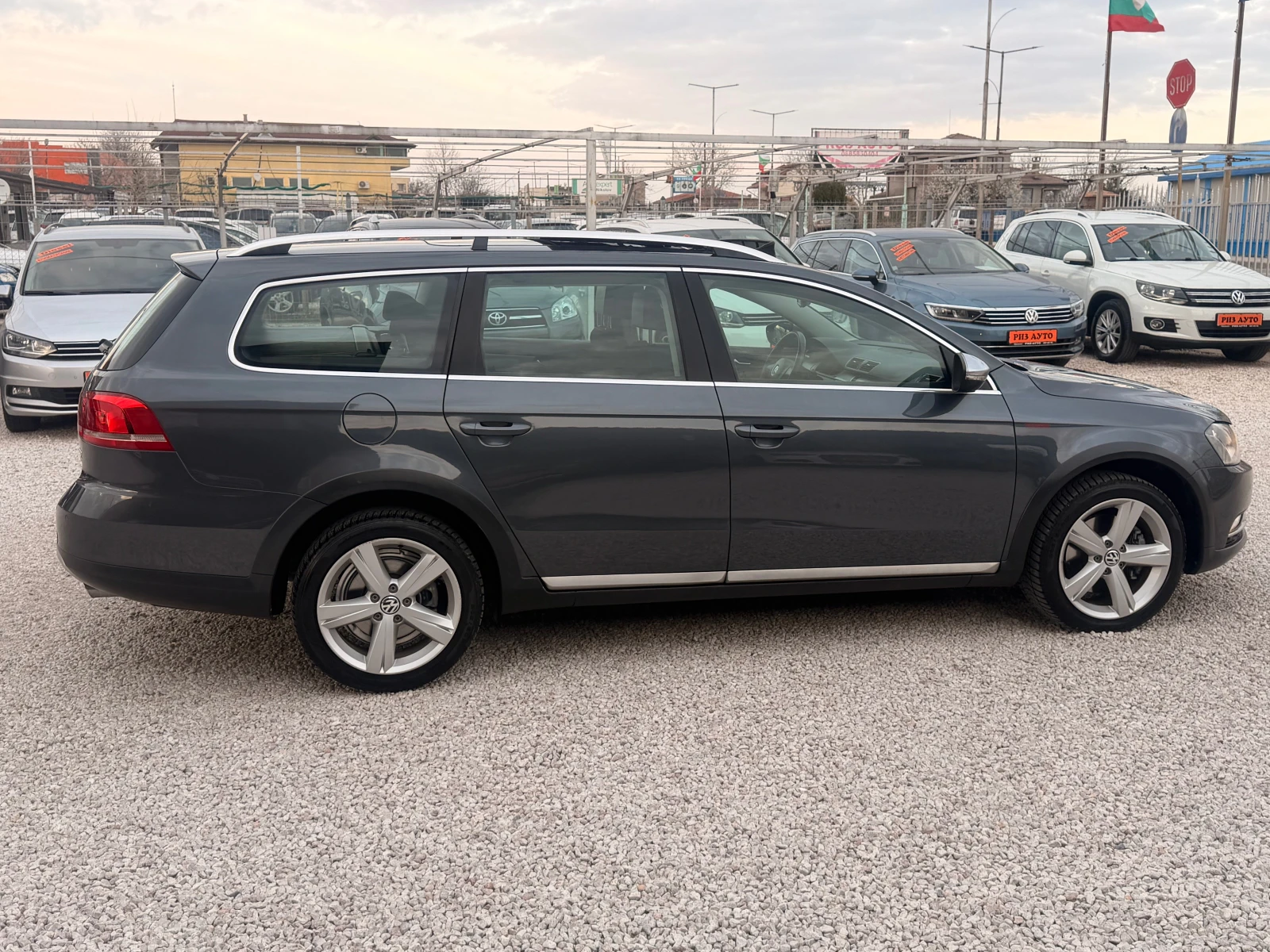 VW Passat  ALLTRACK* 100%км* AВТОМАТИК* 170ks* PANORAMA* 4x4, снимка 4 - Автомобили и джипове - 53881988