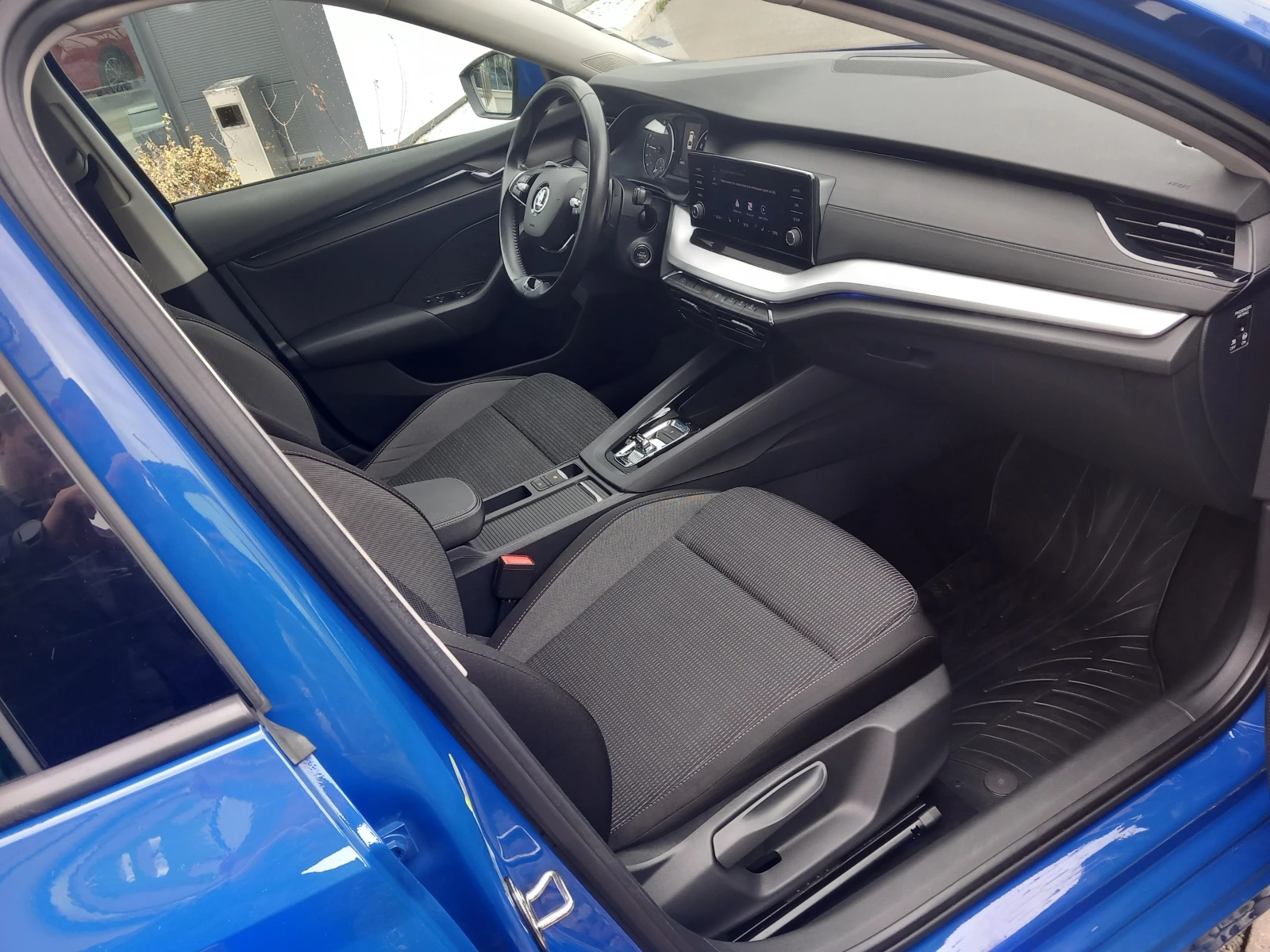 Skoda Octavia 2.0 TDI/7DSG, снимка 8 - Автомобили и джипове - 53902234