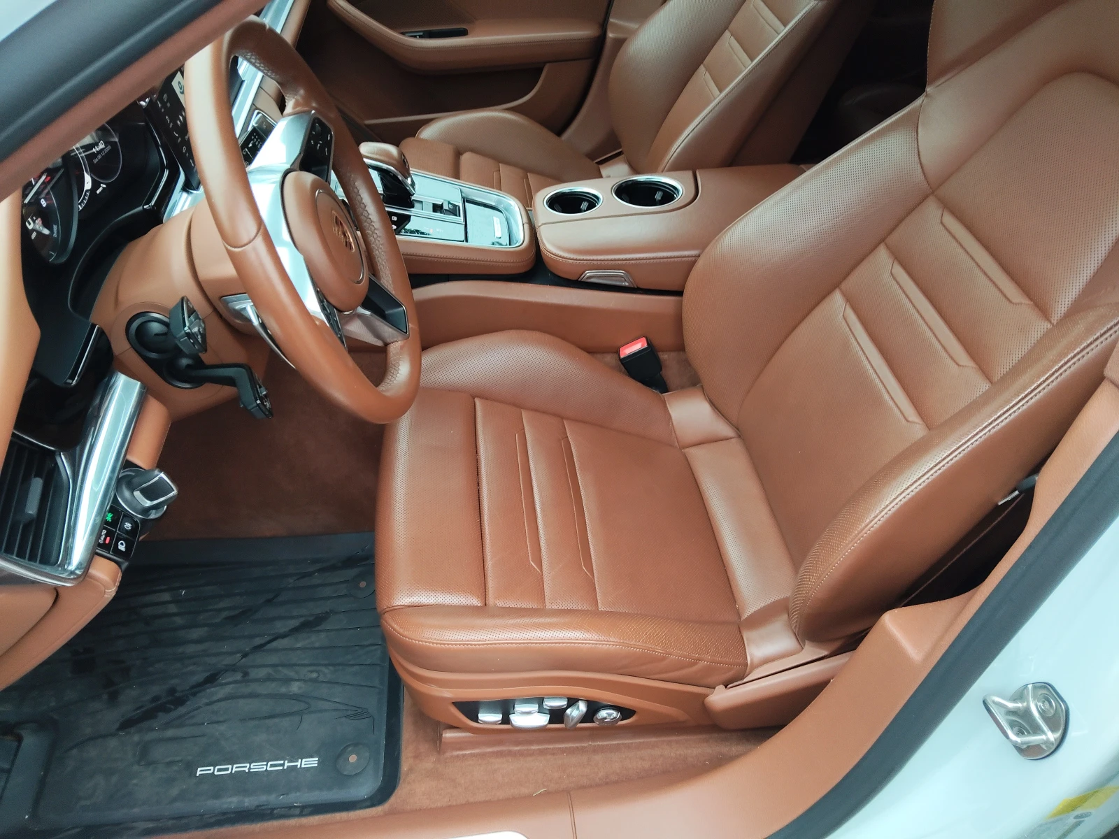 Porsche Panamera 4S e hybrid, снимка 9 - Автомобили и джипове - 53977259