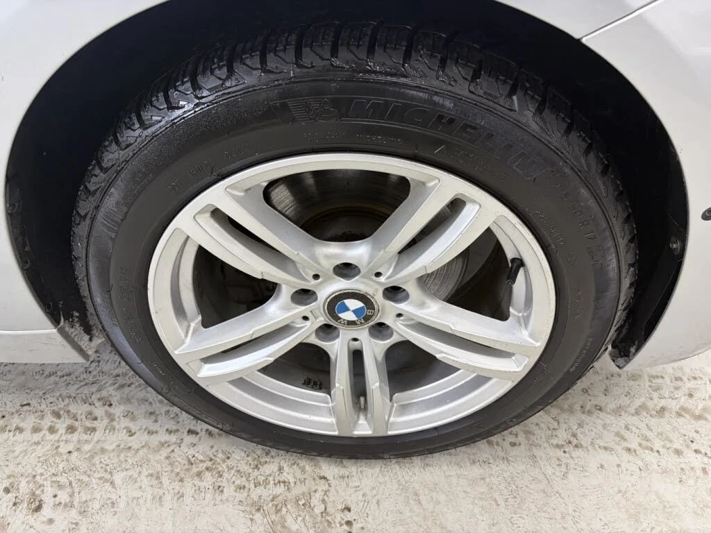 BMW 330 xDrive Sedan* АвтоКредит* (Цена до БГ) , снимка 5 - Автомобили и джипове - 54189840