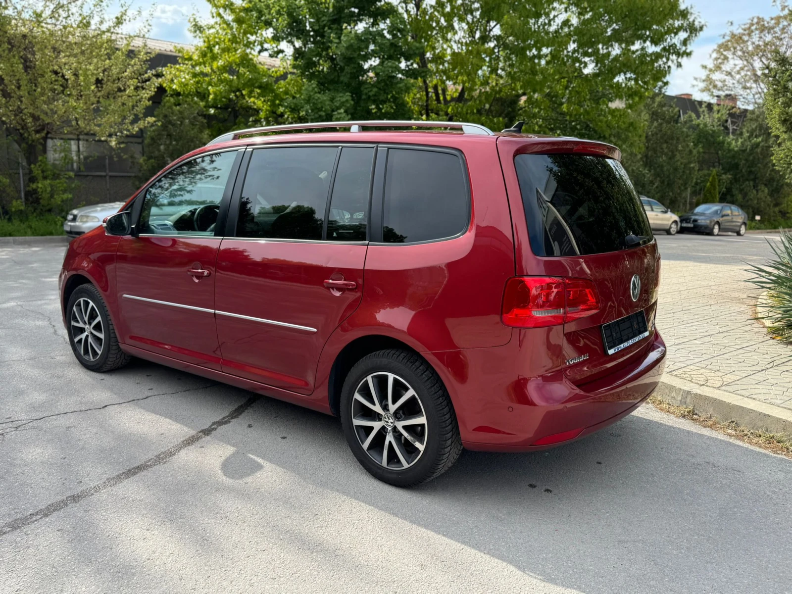 VW Touran, снимка 5 - Автомобили и джипове - 54427302