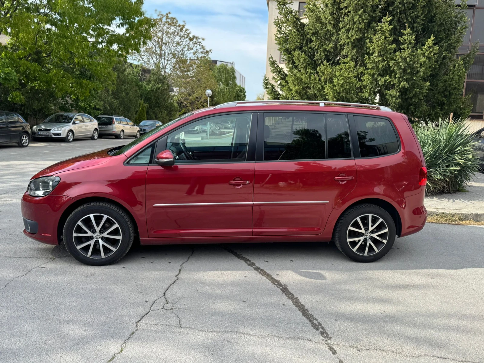 VW Touran, снимка 4 - Автомобили и джипове - 54427302