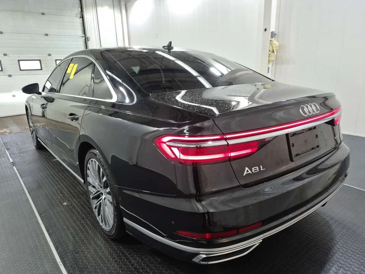 Audi A8 L 60 TFSI QUATTRO  CARFAX, снимка 4 - Автомобили и джипове - 54451697