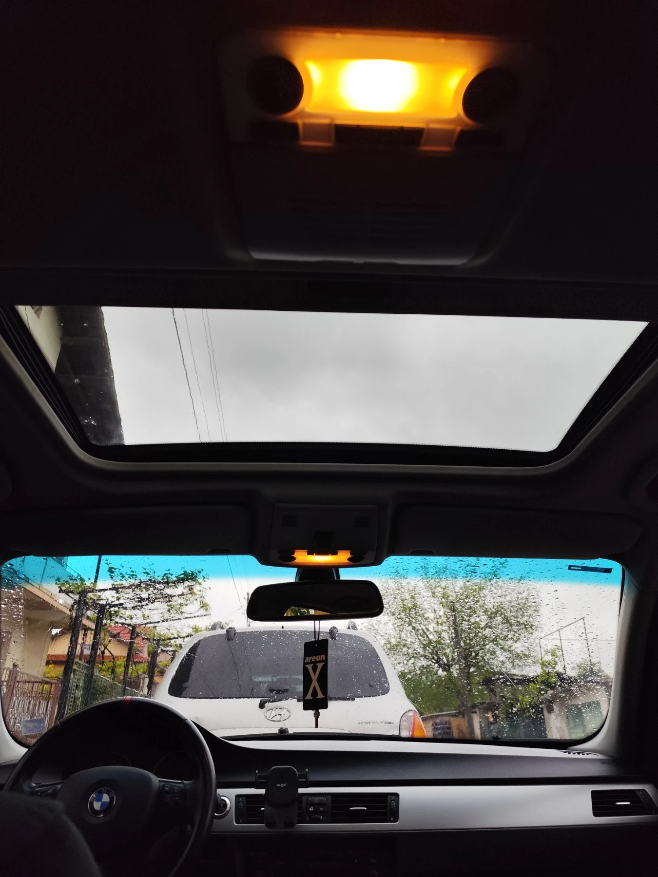 BMW 325 E90, снимка 12 - Автомобили и джипове - 54486266