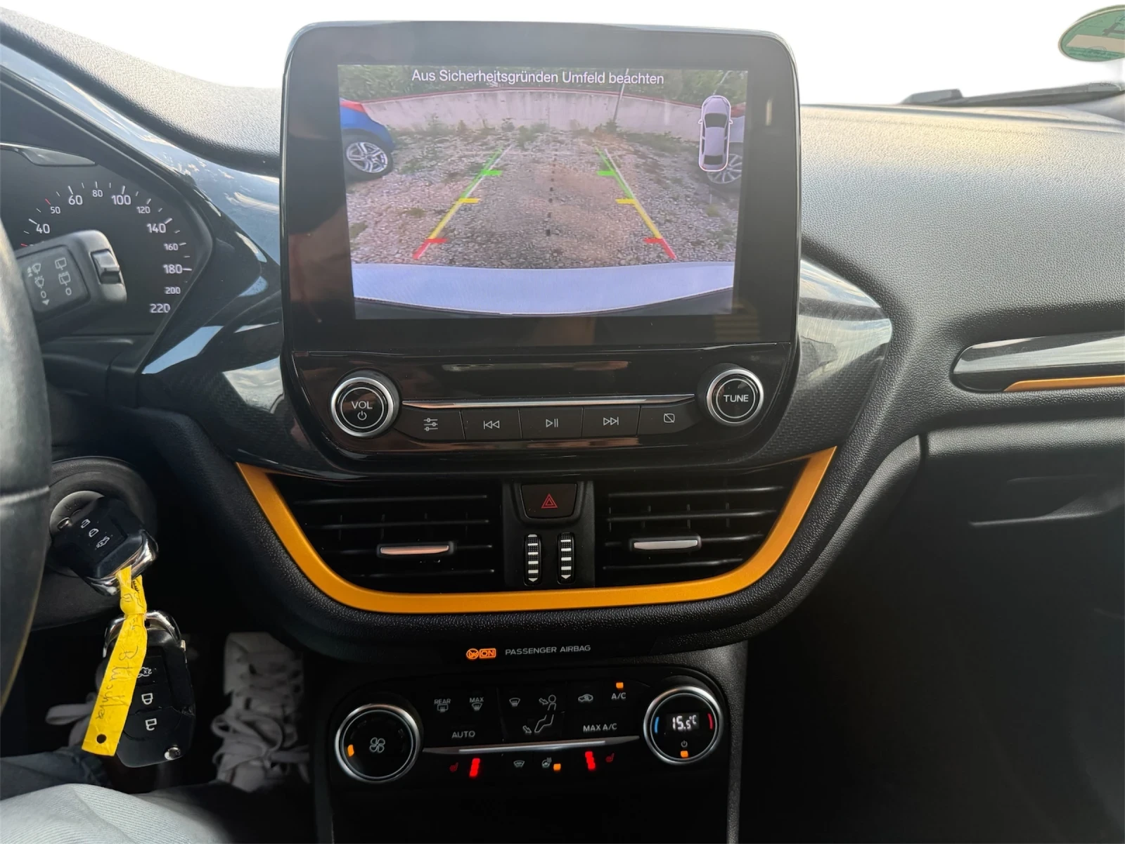 Ford Fiesta 1.0/Active/B&O/Camera/Colourline/, снимка 12 - Автомобили и джипове - 54644171