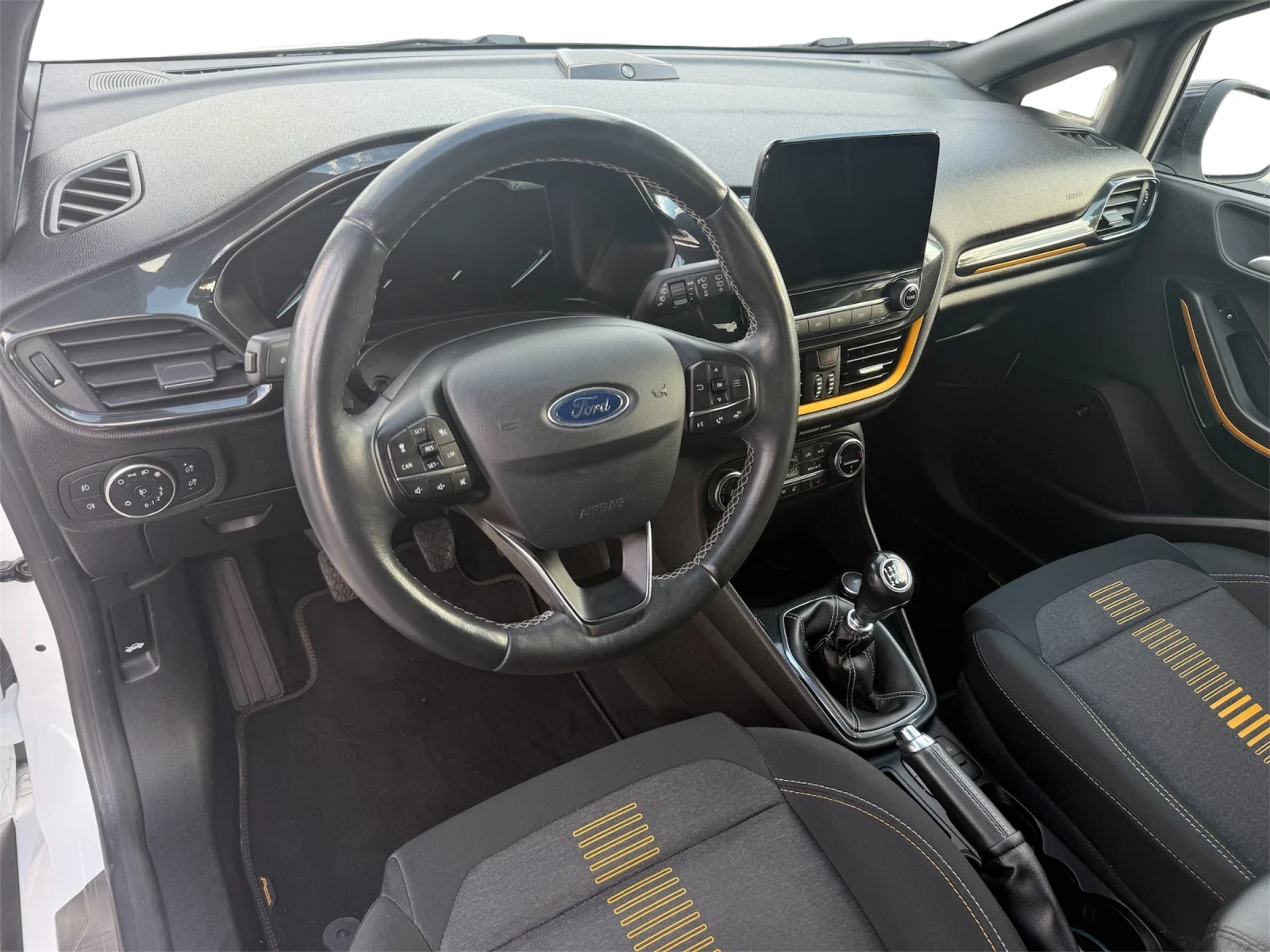 Ford Fiesta 1.0/Active/B&O/Camera/Colourline/, снимка 8 - Автомобили и джипове - 54644171
