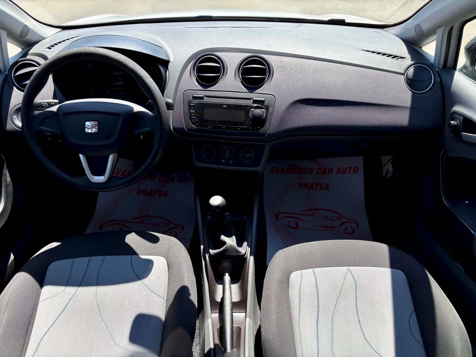 Seat Ibiza, снимка 10 - Автомобили и джипове - 54972468