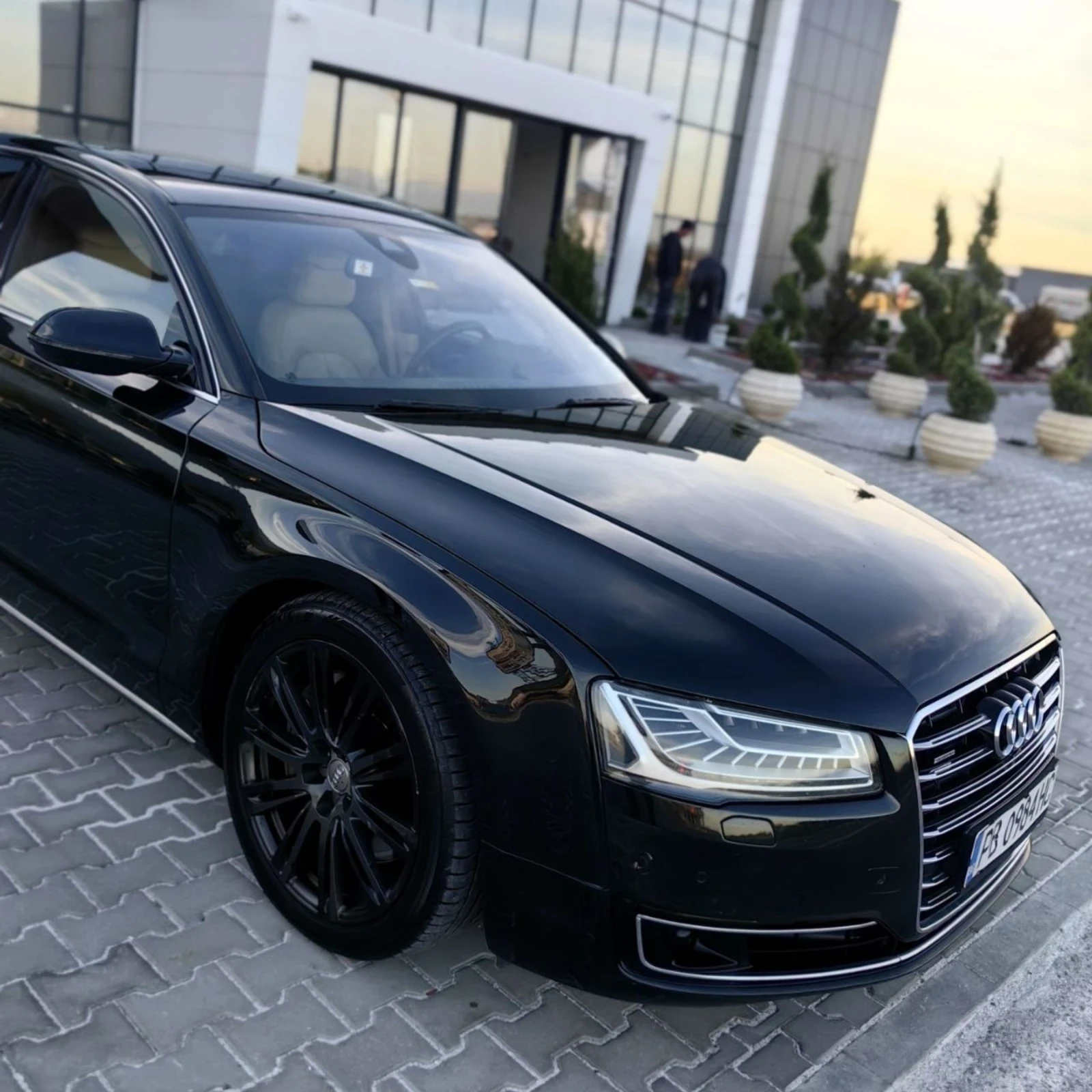 Audi A8 4.2 TDI ЛИЗИНГ FULL LONG/TV/360, снимка 6 - Автомобили и джипове - 55086128
