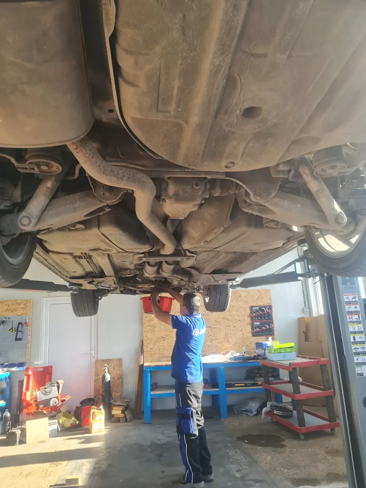 BMW 525 D 163hp, снимка 10 - Автомобили и джипове - 55251300