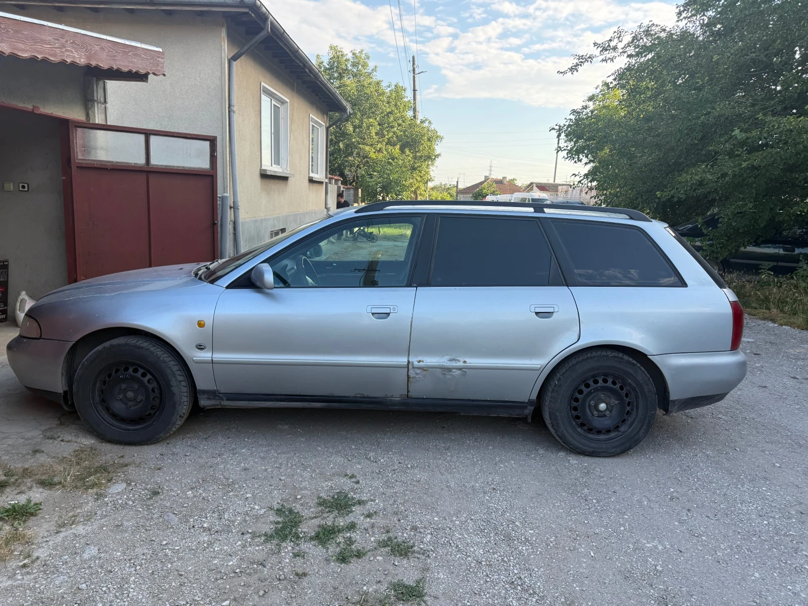 Audi A4 1.9 TDI, снимка 4 - Автомобили и джипове - 55165110
