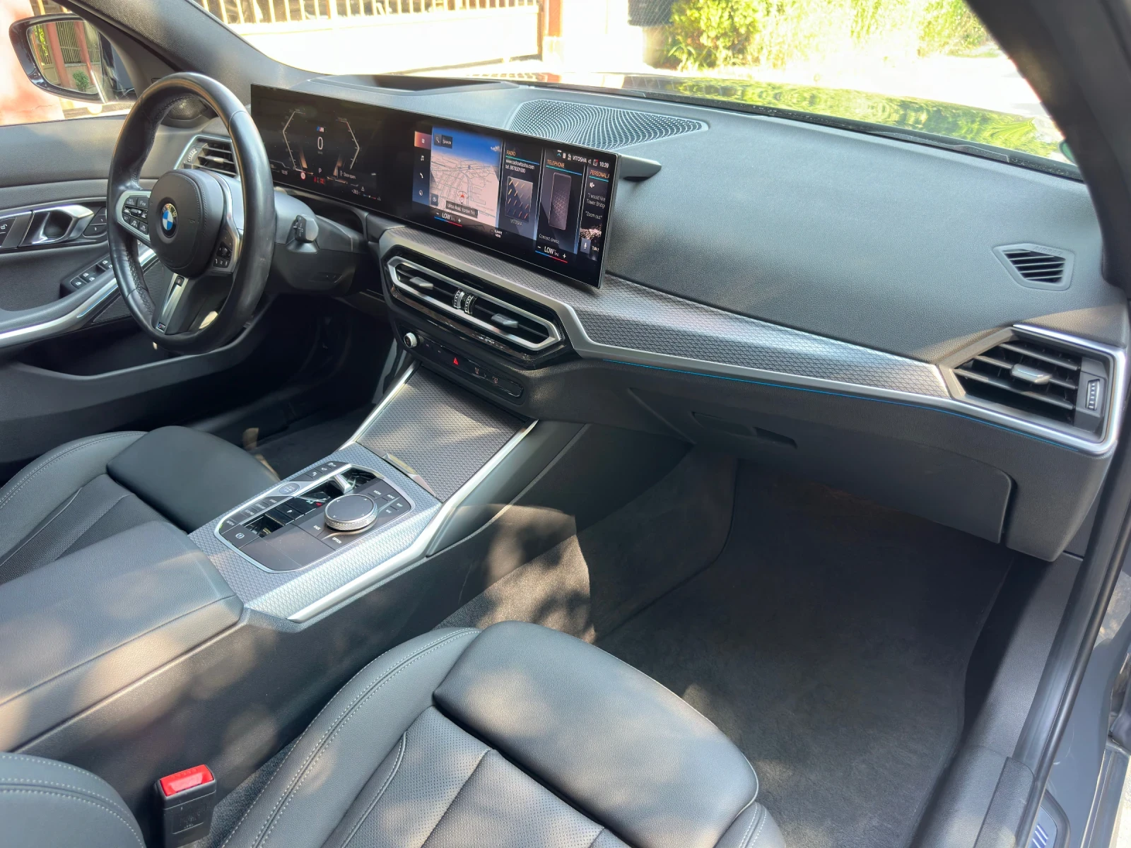 BMW 330 xDrive/KEYLESS/HEADUP/360CAM/LASER/ЛИЗИНГ, снимка 9 - Автомобили и джипове - 55607256