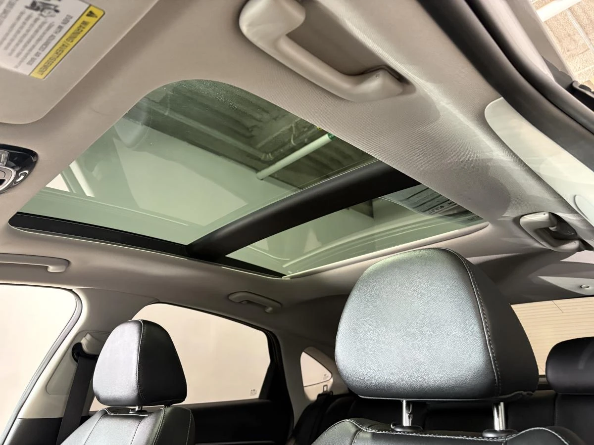 Hyundai Sonata Luxury/DIRVE-ASSISTS/SUNROOF/360CAMERA, снимка 17 - Автомобили и джипове - 55658780