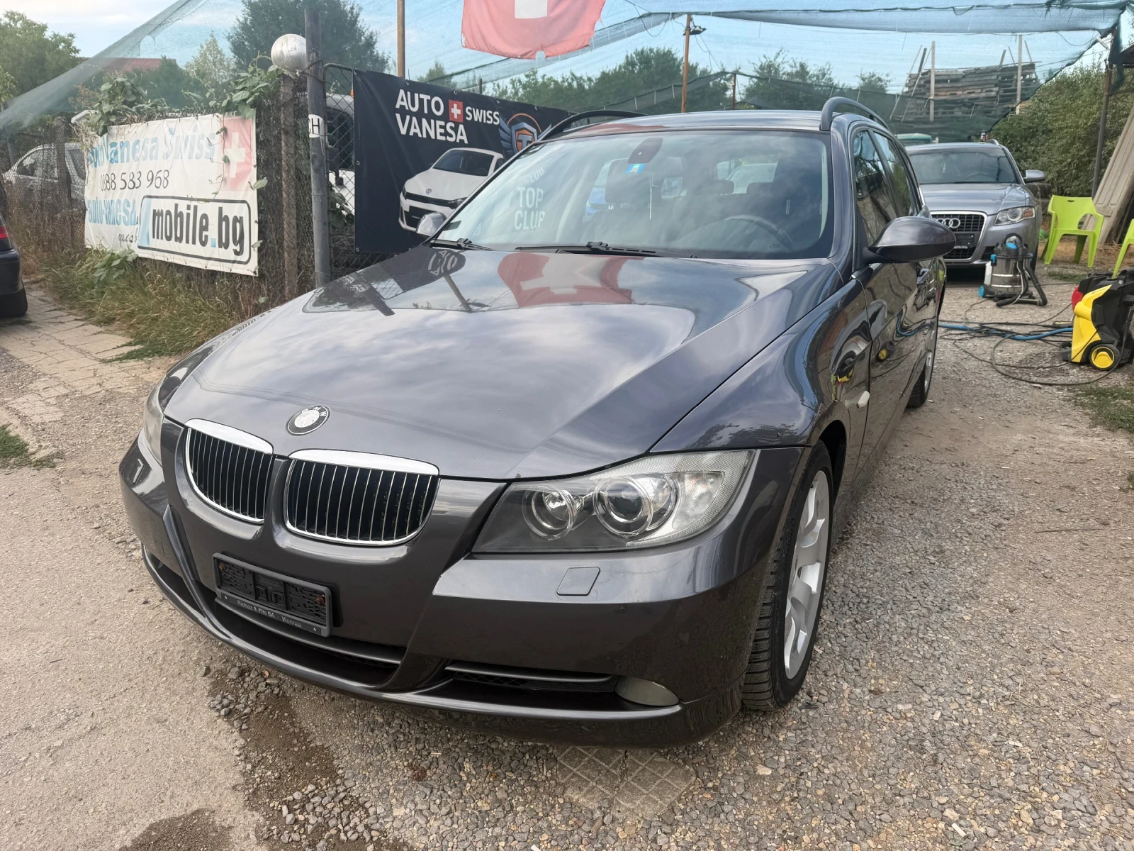 BMW 330