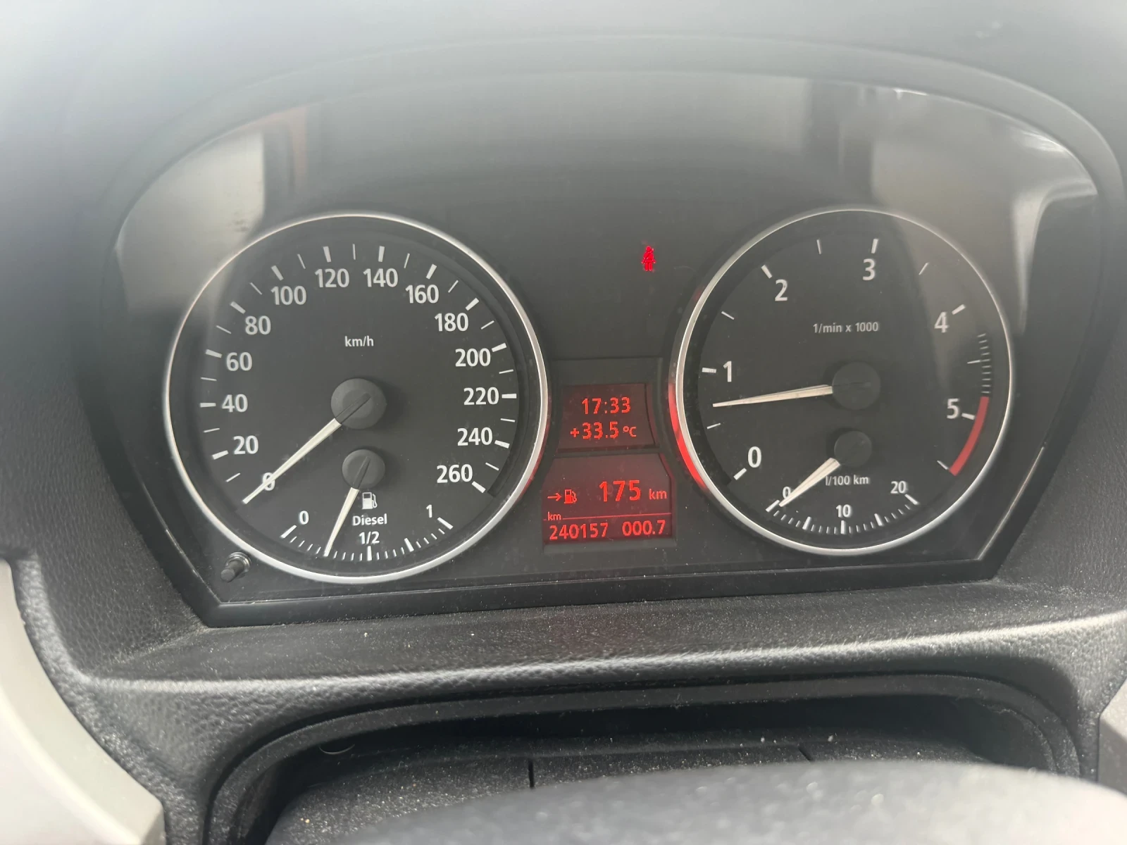 BMW 330, снимка 11 - Автомобили и джипове - 55876434