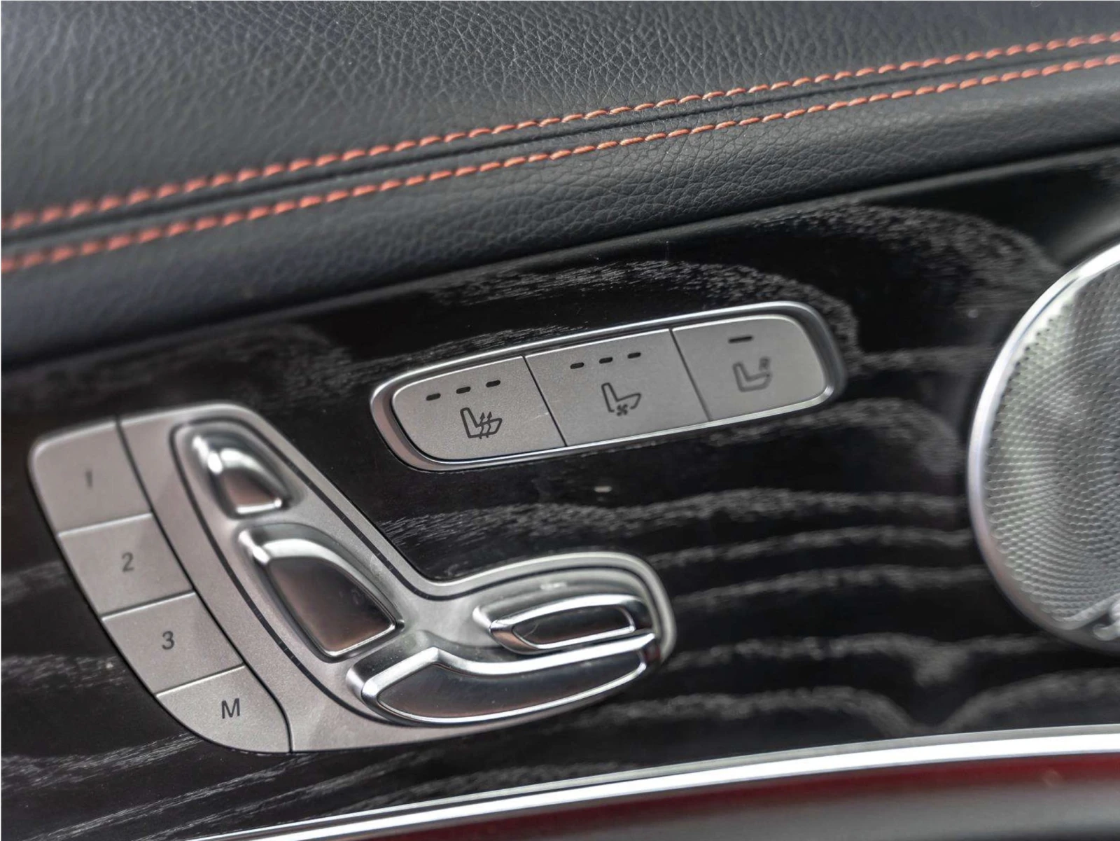 Mercedes-Benz E 53 AMG NIGHT PKG* MASSAGE* AIR* HUD* VENTILATED* 20   | Mobile.bg � ����������� 17