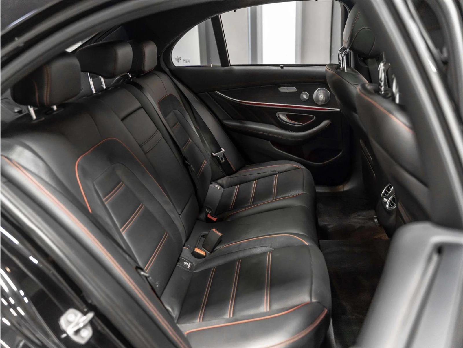 Mercedes-Benz E 53 AMG NIGHT PKG* MASSAGE* AIR* HUD* VENTILATED* 20   | Mobile.bg � ����������� 9