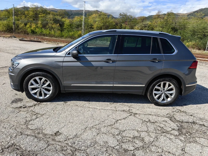 VW Tiguan 2.0 Highline 150k.c., снимка 4 - Автомобили и джипове - 47646790