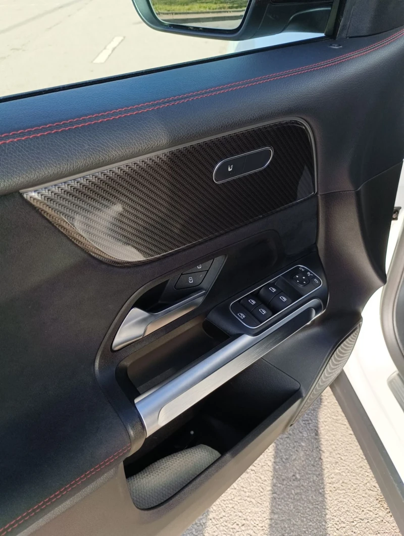 Mercedes-Benz GLB, снимка 10 - Автомобили и джипове - 53113603