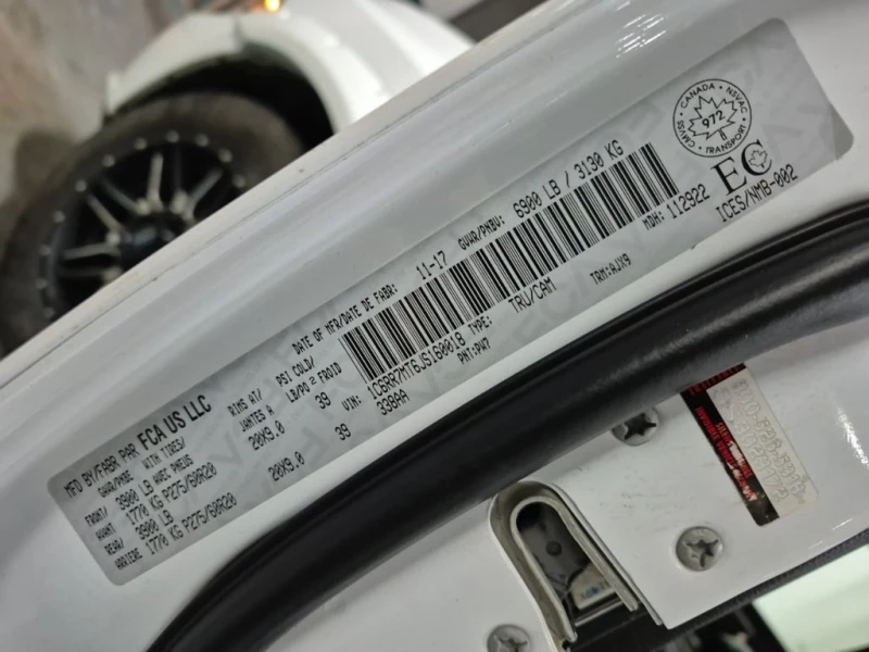 Dodge RAM 1500 * SPORT CREW CAB SHORT BED * CARFAX * ЦЕНА ДО БГ, снимка 16 - Автомобили и джипове - 53192272