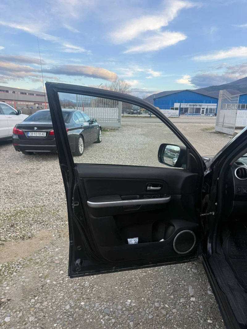Suzuki Grand vitara 2.0i+ LPG* ЛИЗИНГ, снимка 10 - Автомобили и джипове - 53498505