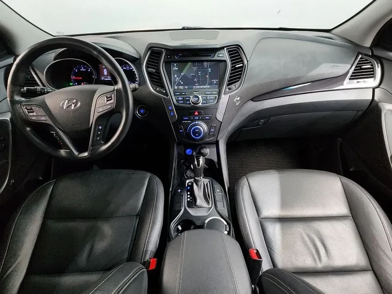 Hyundai Santa fe 2.0, снимка 7 - Автомобили и джипове - 54256802