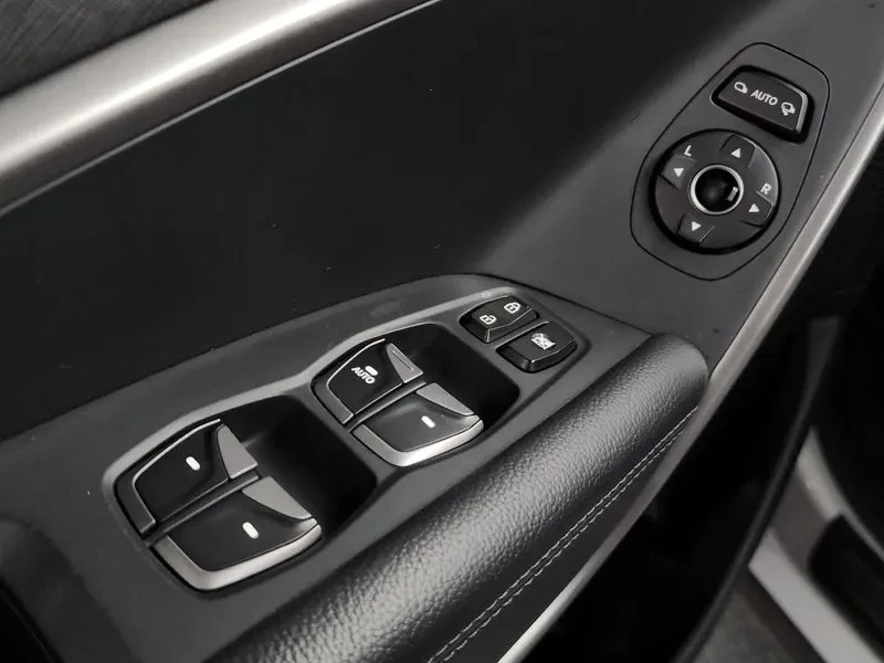 Hyundai Santa fe 2.0, снимка 13 - Автомобили и джипове - 54256802