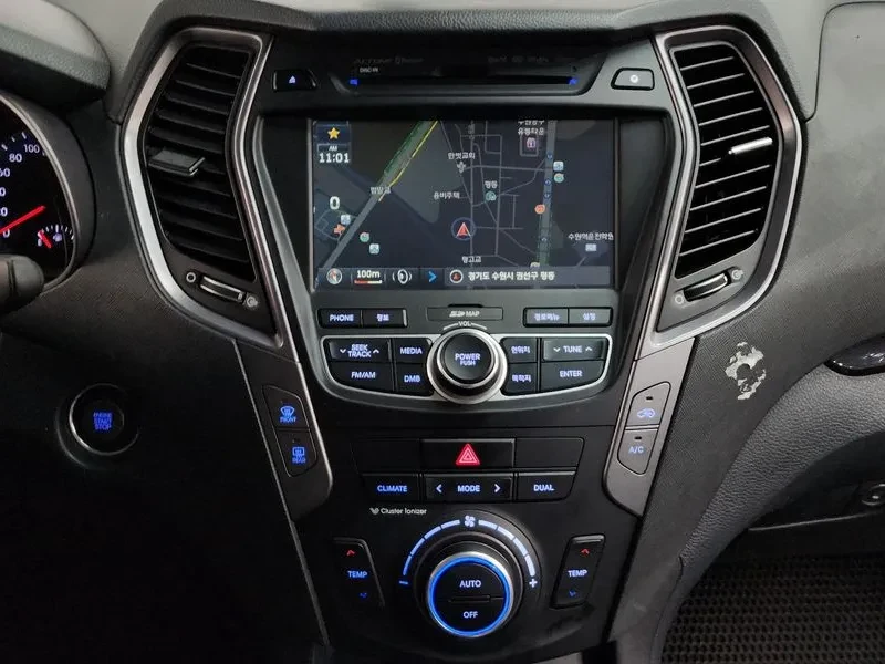 Hyundai Santa fe 2.0, снимка 16 - Автомобили и джипове - 54256802