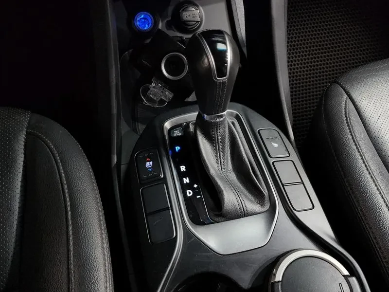 Hyundai Santa fe 2.0, снимка 9 - Автомобили и джипове - 54256802