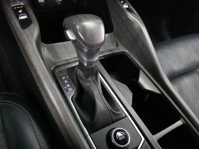 Kia Sorento Diesel 2.2 2WD| 202к.с., снимка 9 - Автомобили и джипове - 56351487