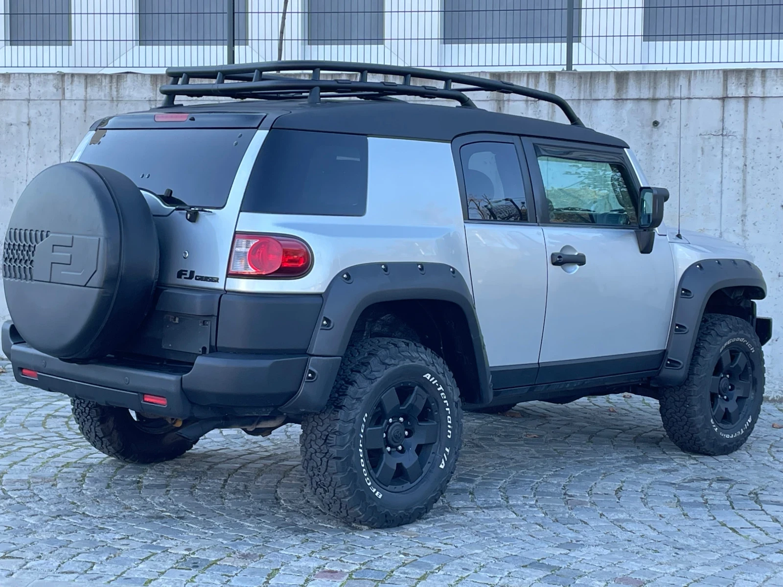 Toyota Fj cruiser LPG-4.0Vvti-239ps-4x4 - изображение 6