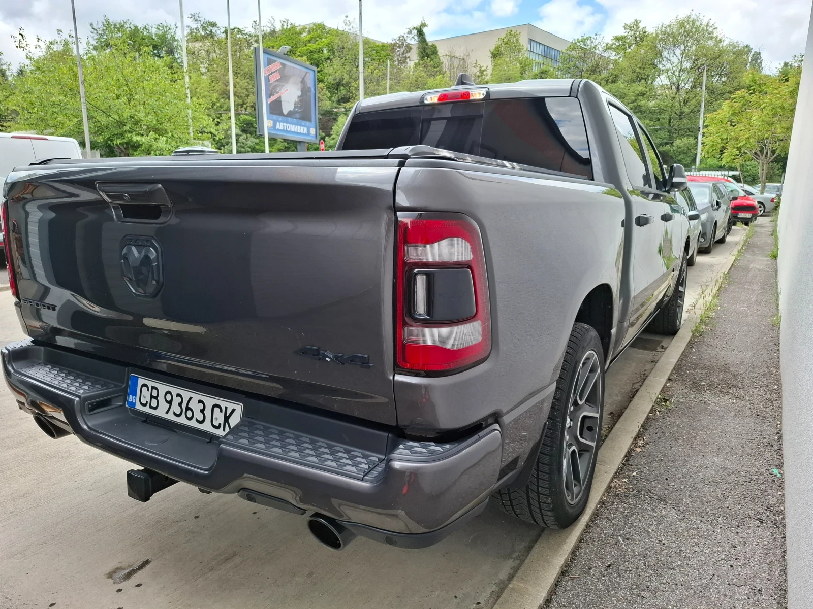 Dodge RAM 1500 5.7 HEMI-ГАЗ - изображение 3