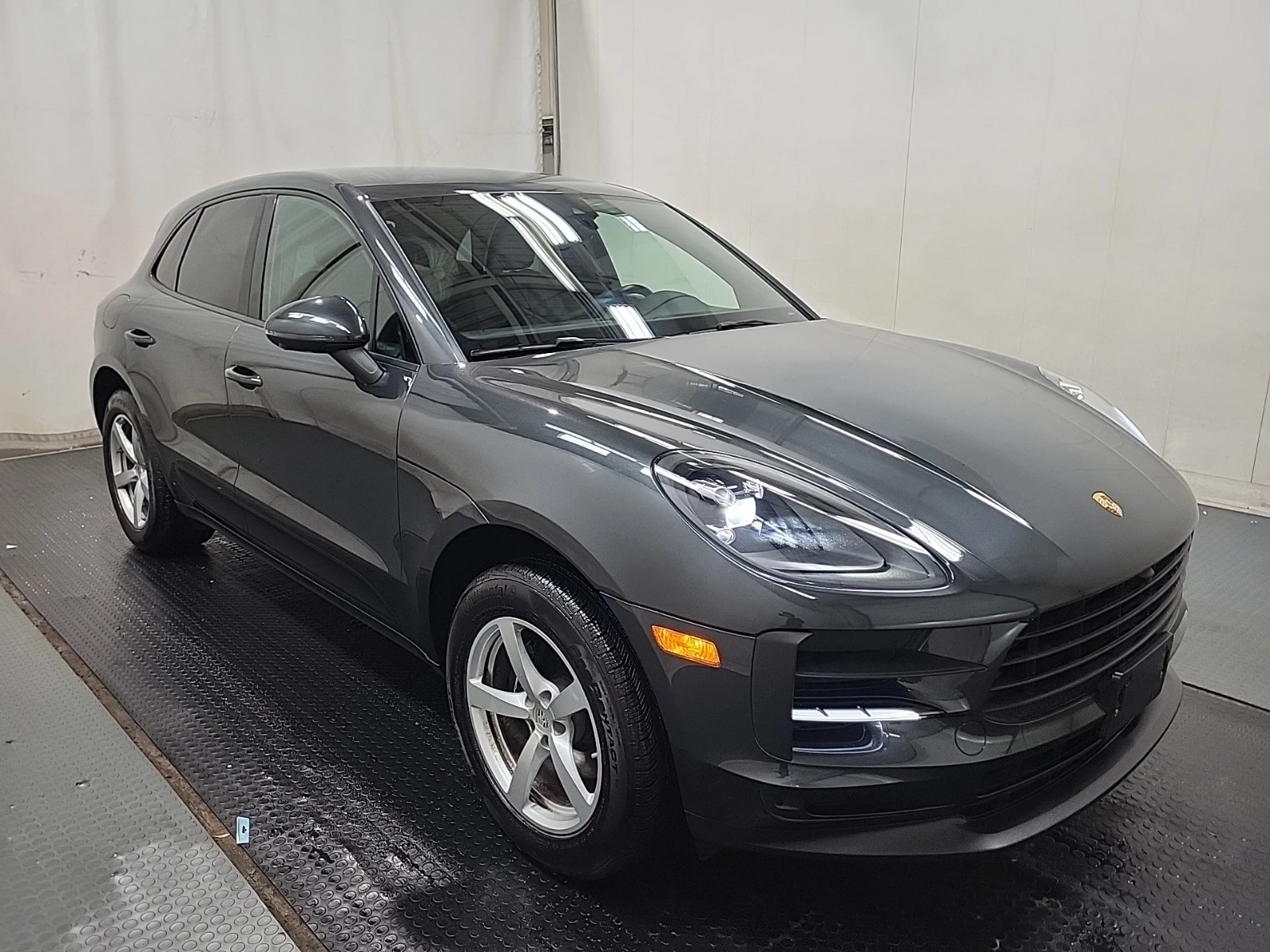 Porsche Macan * * CARFAX * *   * *  | Mobile.bg   2