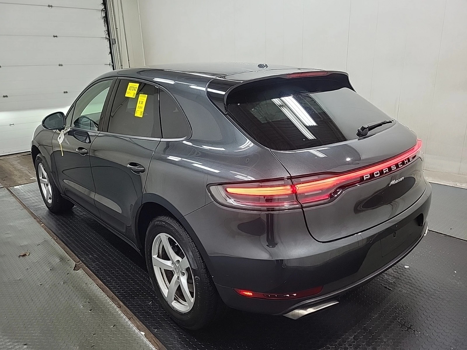 Porsche Macan * * CARFAX * *   * *  | Mobile.bg   4