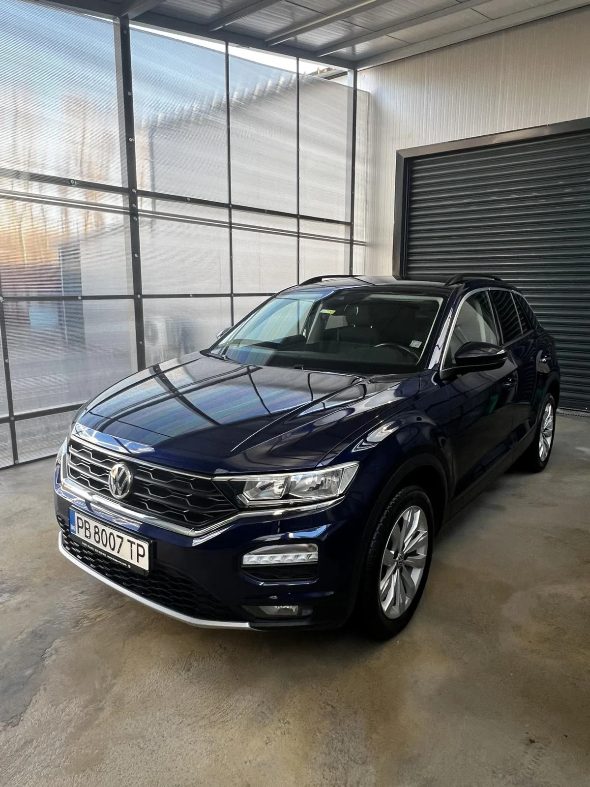 VW T-Roc, снимка 4 - Автомобили и джипове - 53293652
