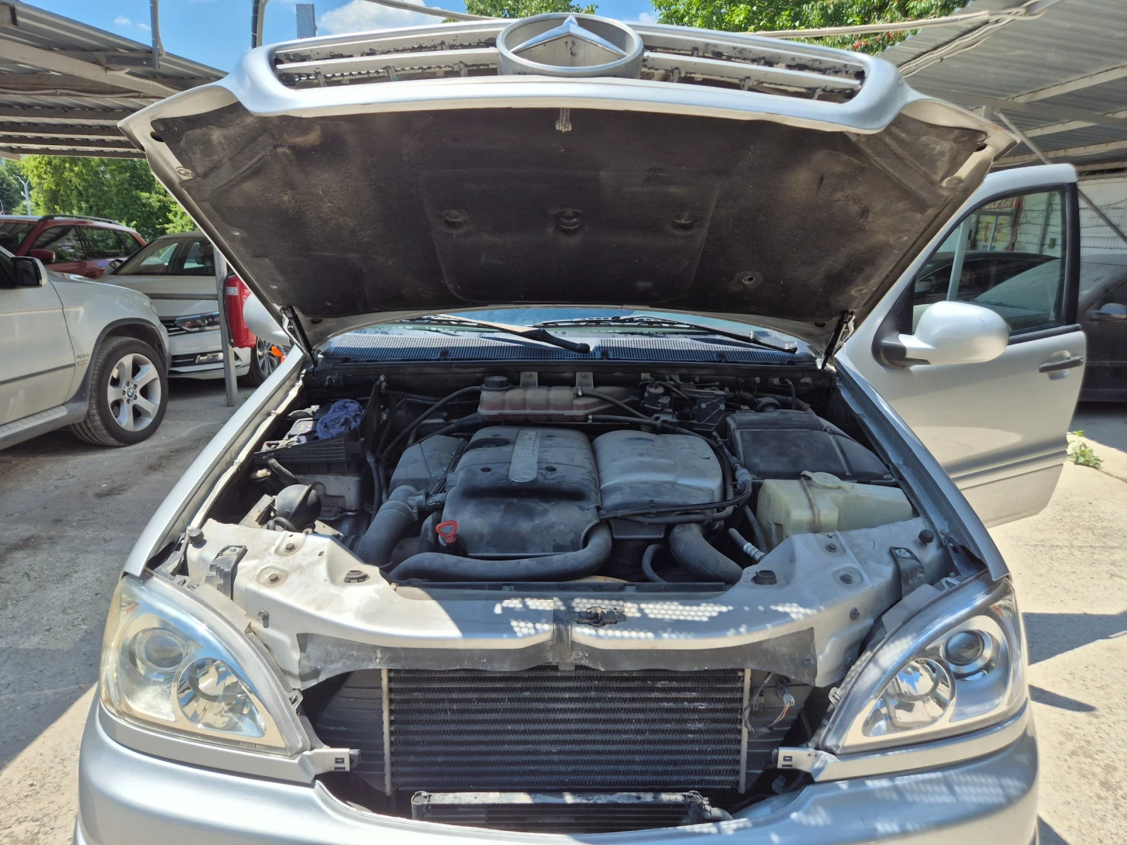 Mercedes-Benz ML 270, снимка 9 - Автомобили и джипове - 54993177