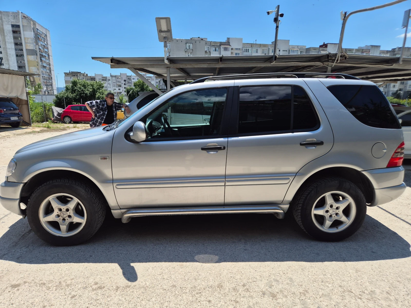 Mercedes-Benz ML 270, снимка 3 - Автомобили и джипове - 54993177