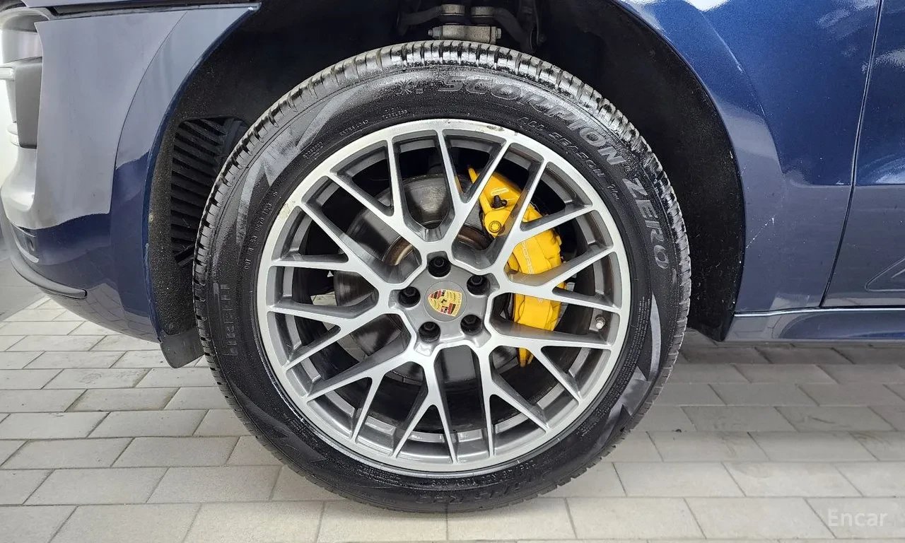 Porsche Macan 3.6 Turbo V6, снимка 17 - Автомобили и джипове - 55541218