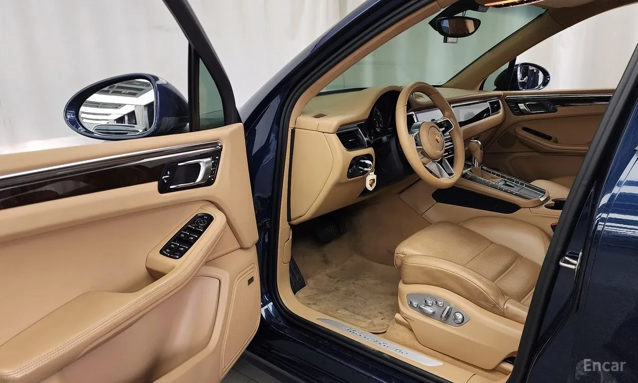 Porsche Macan 3.6 Turbo V6, снимка 5 - Автомобили и джипове - 55541218